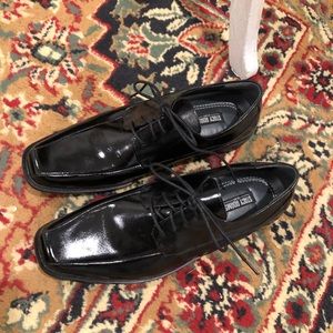 Men’s Black Dress Shoes. Leather Uppers